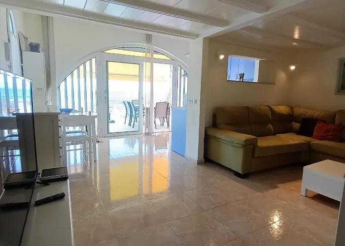 Samoa Lovely Seaview Holiday home *